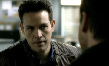 Смотреть Люцифер 1 сезон 9 серия онлайн