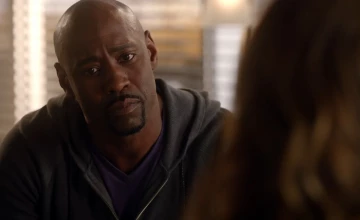 Смотреть Люцифер 3 сезон 23 серия онлайн